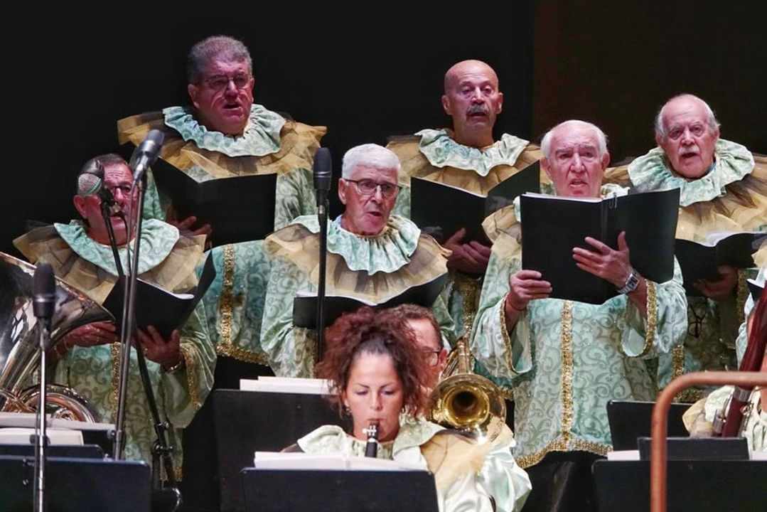 Ni Fu Ni Fa and Los Fregolinos Concert