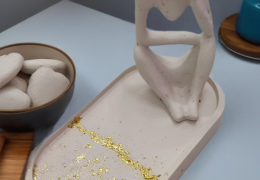 Acrylic Resin Workshop – Container & Coaster - Photo 3