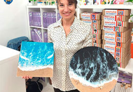 Epoxy Resin Lamp Workshop - Photo 2
